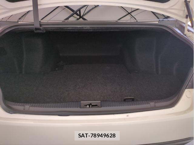 Toyota CROWN 2013-07 8379759-15