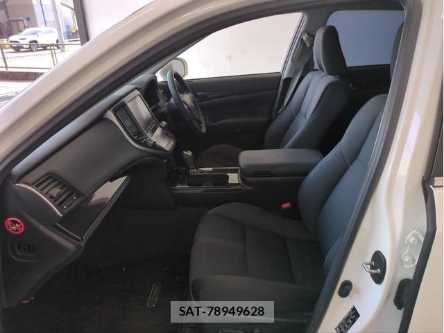 Toyota CROWN 2013-07 8379759-5