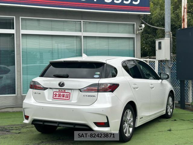 Lexus CT 2015-02 8378684-2