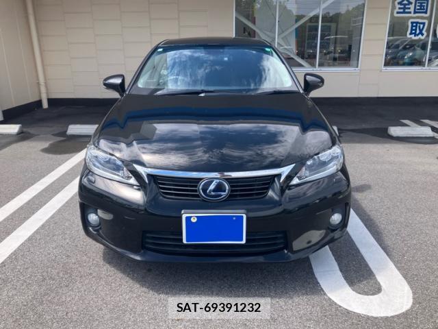 Lexus CT 2013-11 8379082-2