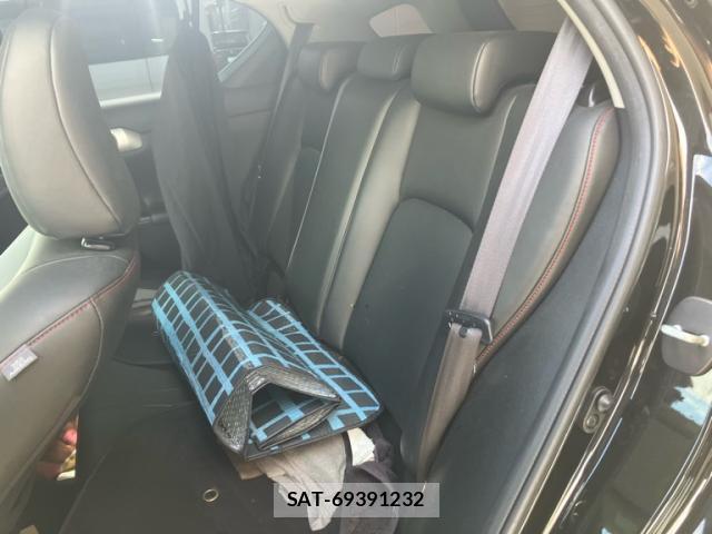 Lexus CT 2013-11 8379082-9