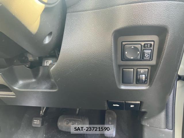 Nissan CUBE 2009-02 8378992-15
