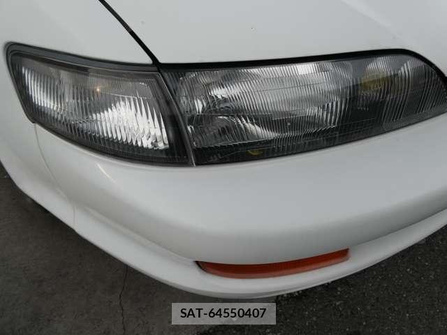 Toyota CURREN 1995-03 8379836-16