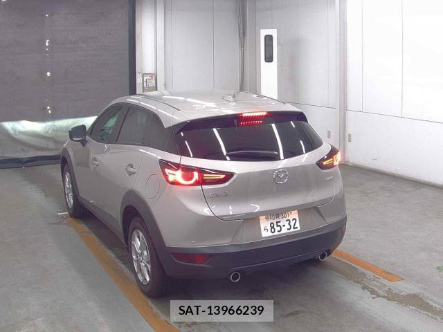Mazda CX-3 2023-06 8378828-1