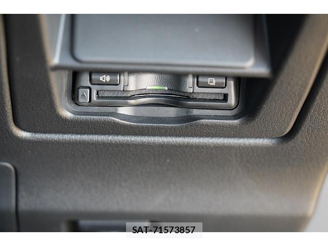 Mazda CX-30 2019-11 8379919-4
