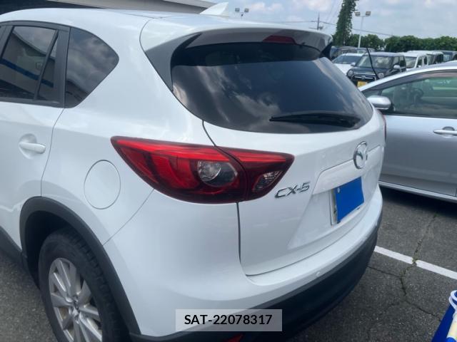 Mazda CX-5 2015-09 8378927-8