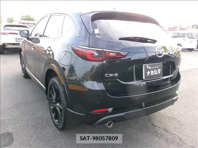 Mazda CX-5 2025-04 8379793-18