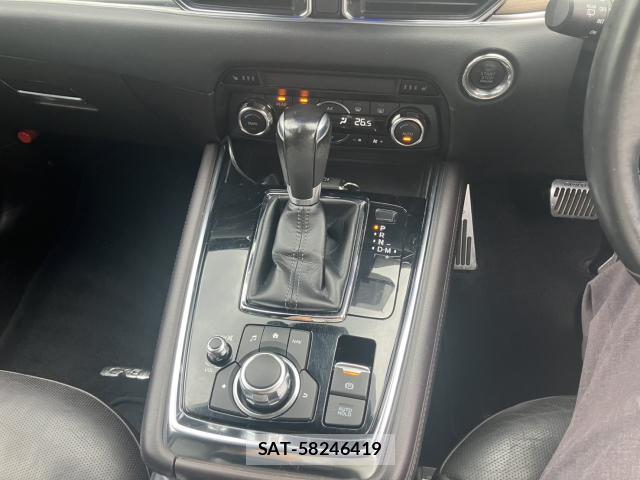 Mazda CX-8 2017-11 8378681-13