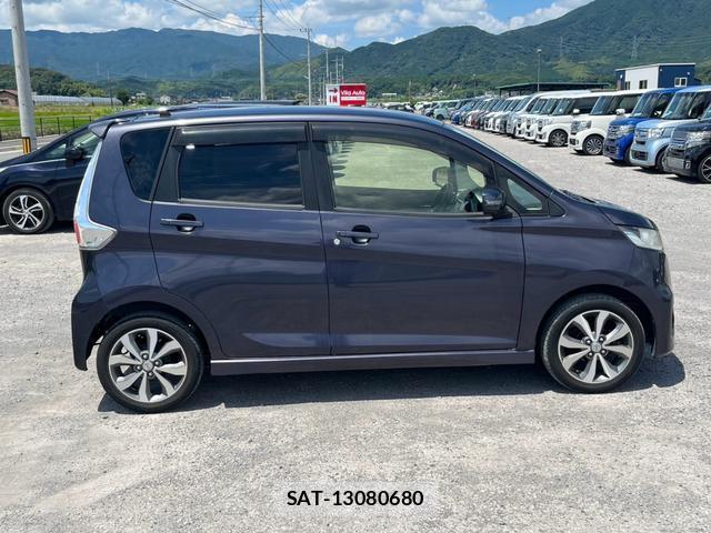 Nissan DAYZ 2015-07 8378645-2