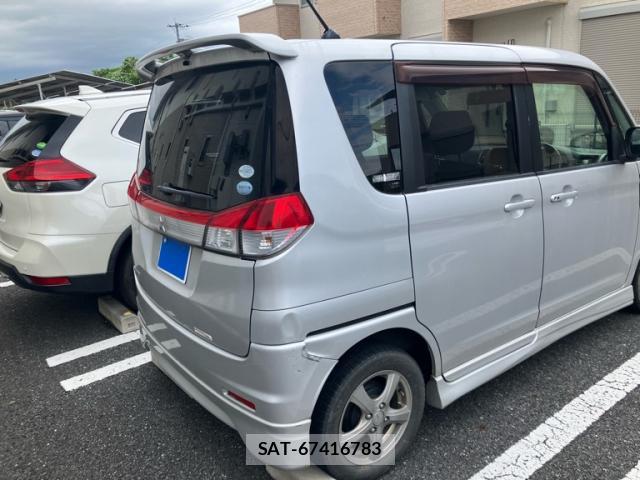 Mitsubishi DELICA 2012-03 8378515-4