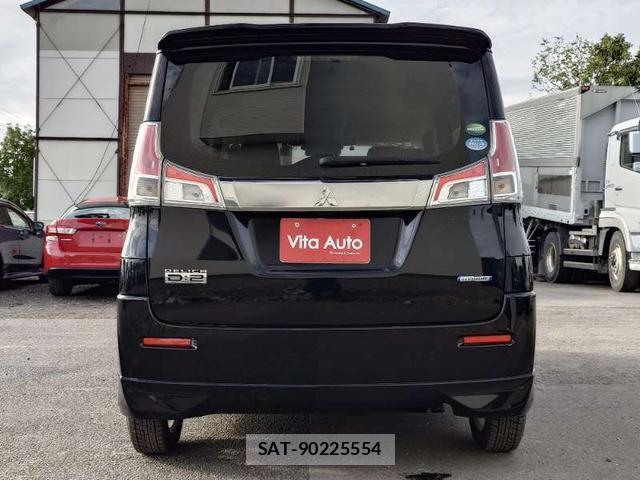Mitsubishi DELICA 2017-11 8378739-10