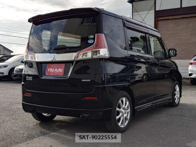 Mitsubishi DELICA 2017-11 8378739-12