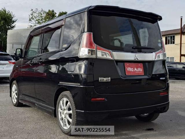 Mitsubishi DELICA 2017-11 8378739-19