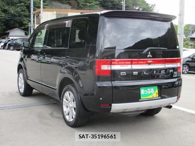 Mitsubishi DELICA 2017-02 8380128-10