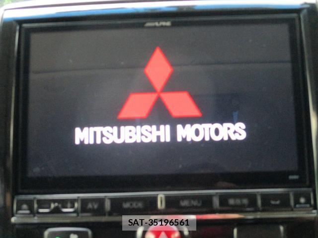 Mitsubishi DELICA 2017-02 8380128-12