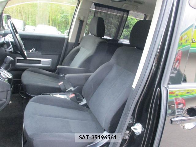 Mitsubishi DELICA 2017-02 8380128-15