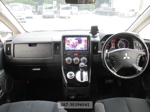 Mitsubishi DELICA 2017-02 8380128-7