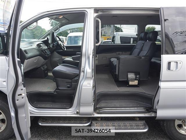 Mitsubishi DELICA 2005-09 8379246-11