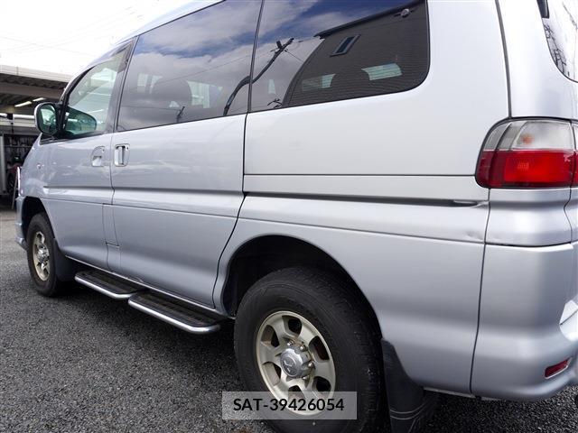 Mitsubishi DELICA 2005-09 8379246-6