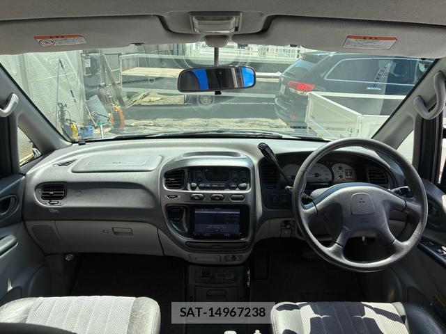Mitsubishi DELICA 2004-10 8379363-2