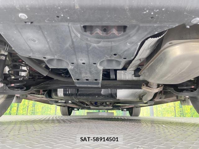 Mazda DEMIO 2018-03 8379106-18
