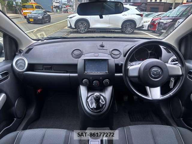 Mazda DEMIO 2008-02 8379309-1