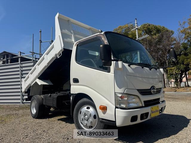 Hino DUTRO 2015-04 8379362-0