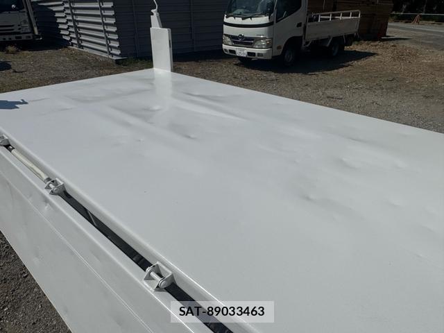 Hino DUTRO 2015-04 8379362-6