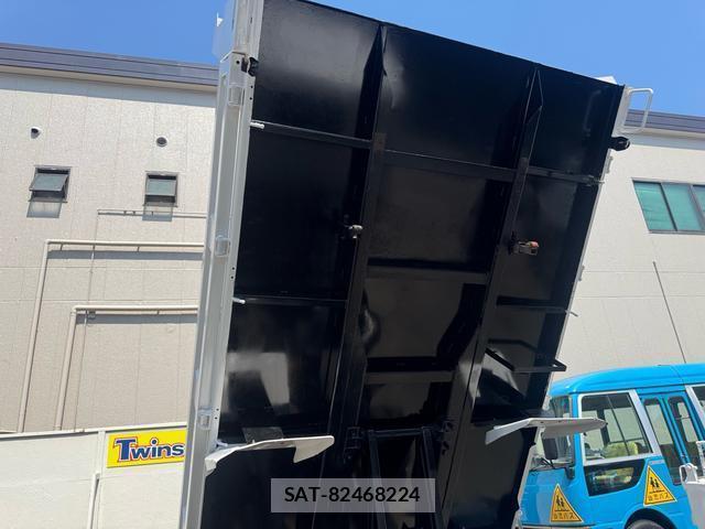 Hino DUTRO 2010-05 8379374-3