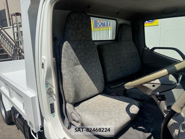 Hino DUTRO 2010-05 8379374-6