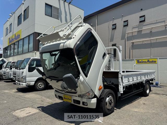 Hino DUTRO 2014-02 8379378-1
