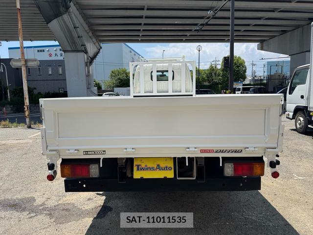 Hino DUTRO 2014-02 8379378-2