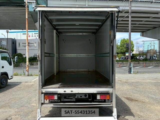 Hino DUTRO 2011-09 8379381-3