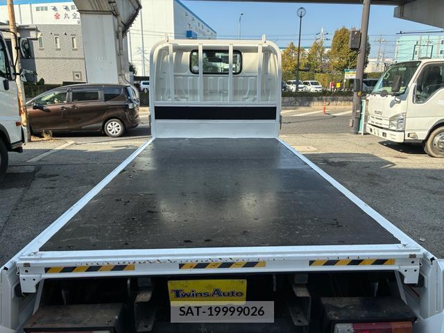 Toyota DYNA TRUCK 2017-03 8379361-4