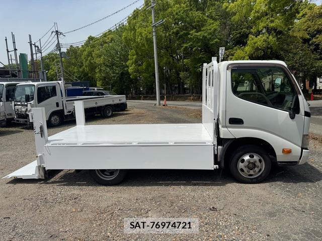 Toyota DYNA TRUCK 2014-09 8379367-7