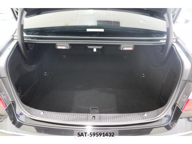Mercedes Benz E-CLASS 2011-03 8379945-18