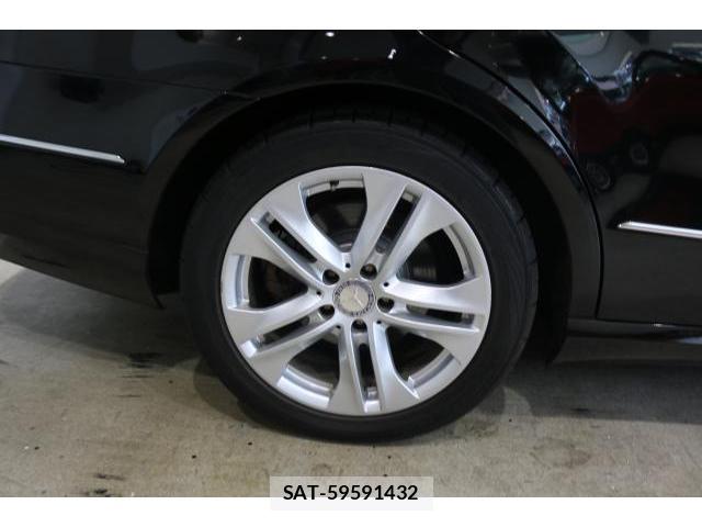Mercedes Benz E-CLASS 2011-03 8379945-19