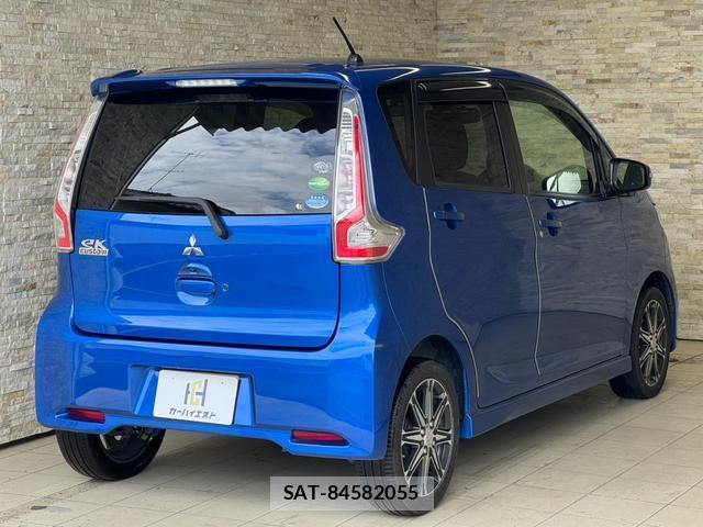Mitsubishi EK CUSTOM 2017-09 8379522-4
