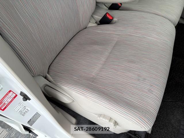 Mitsubishi EK SPACE 2014-03 8378628-13