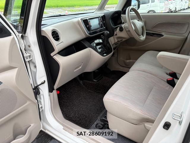 Mitsubishi EK SPACE 2014-03 8378628-15