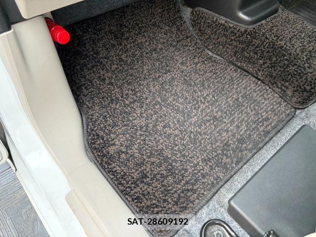 Mitsubishi EK SPACE 2014-03 8378628-17