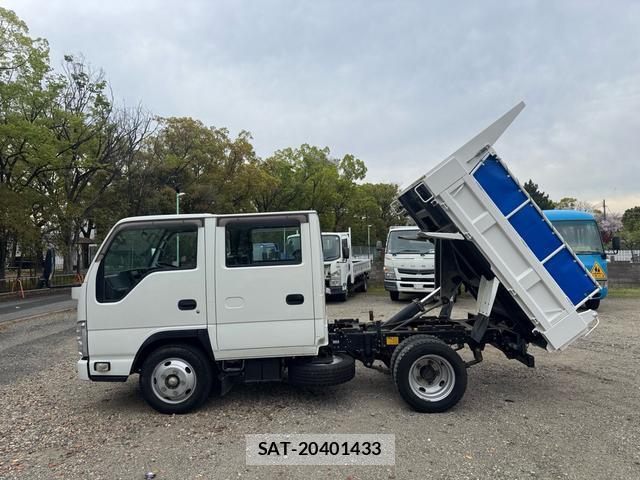 Isuzu ELF TRUCK 2017-01 8379364-2