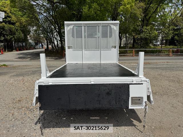 Isuzu ELF TRUCK 2018-12 8379368-4