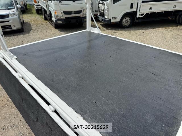 Isuzu ELF TRUCK 2018-12 8379368-5