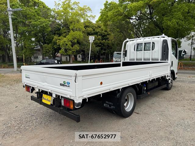 Isuzu ELF TRUCK 2021-07 8379369-2