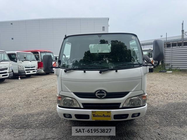 Isuzu ELF TRUCK 2014-08 8379376-1