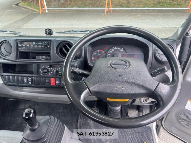 Isuzu ELF TRUCK 2014-08 8379376-8