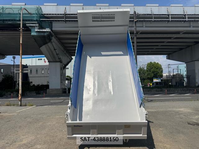 Isuzu ELF TRUCK 2013-12 8379379-2