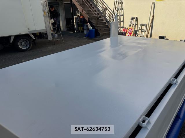 Isuzu ELF TRUCK 2012-08 8379384-5