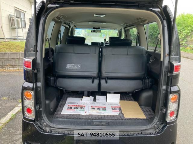Nissan ELGRAND 2008-06 8378558-5